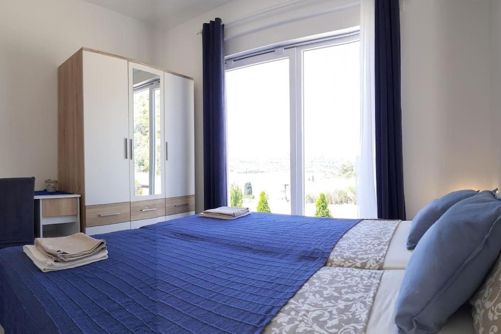 Vis - Luxury Holiday Villa With Swimming Pool Εξωτερικό φωτογραφία